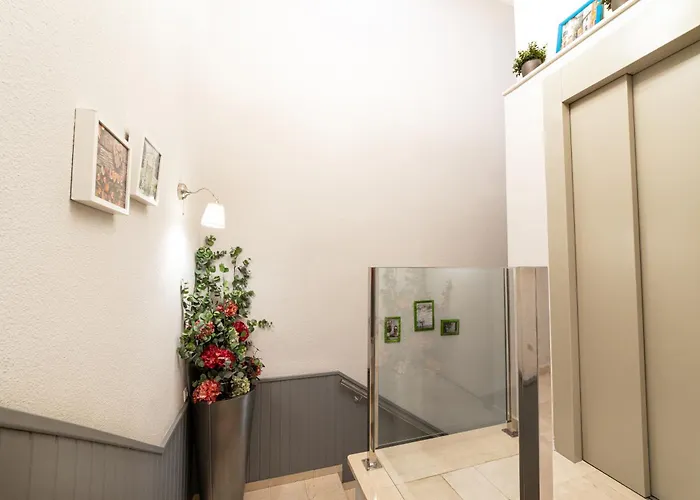 Ya Гостевой дом 2*